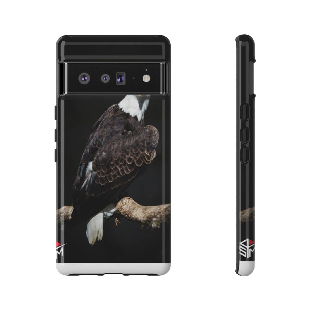 Smartphone case featuring a bald eagle perched on a branch.