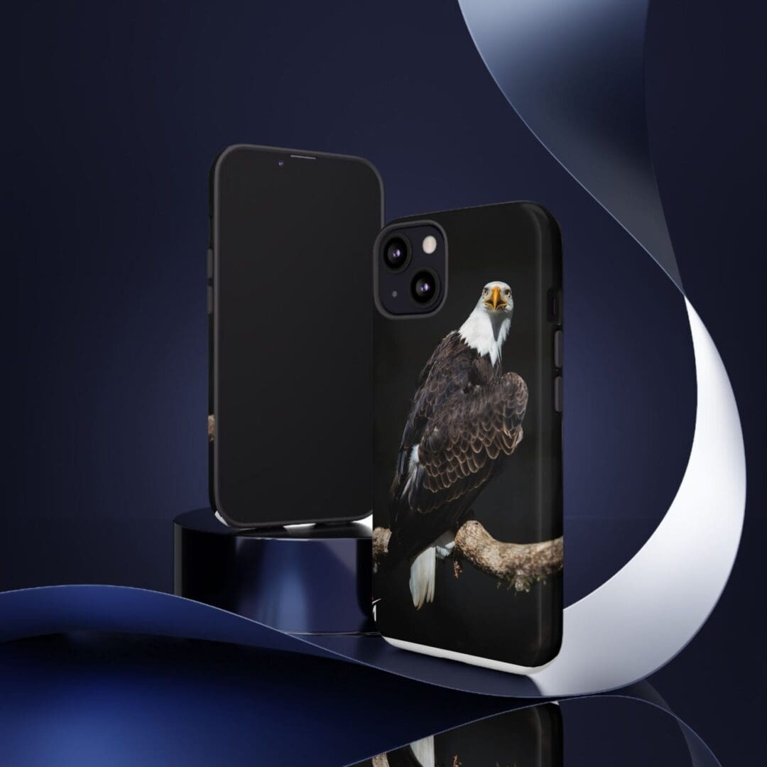 Smartphone case featuring a black parrot design.